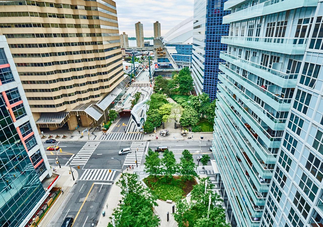 Diamond Suite Toronto Exterior photo